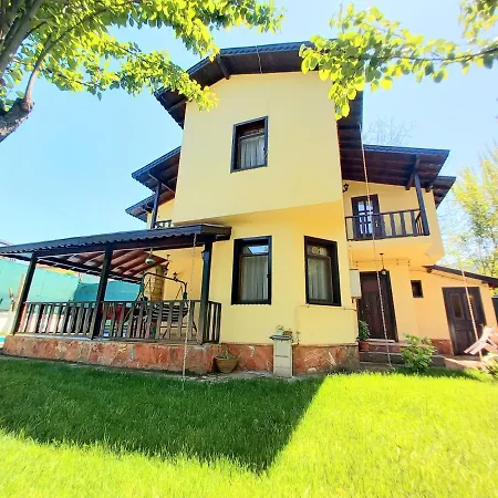 Villa Ayan, Korunakli Ozel Havuz Ve Mustakil Bahceli Merkezi