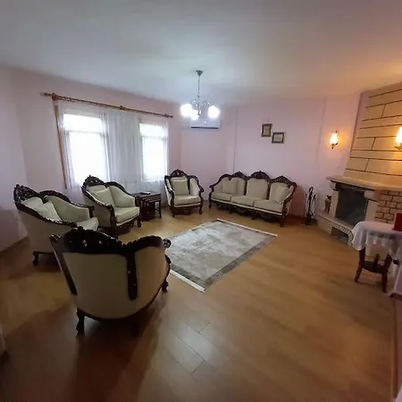 Ayan, Korunakli Ozel Havuz Ve Mustakil Bahceli Merkezi Villa